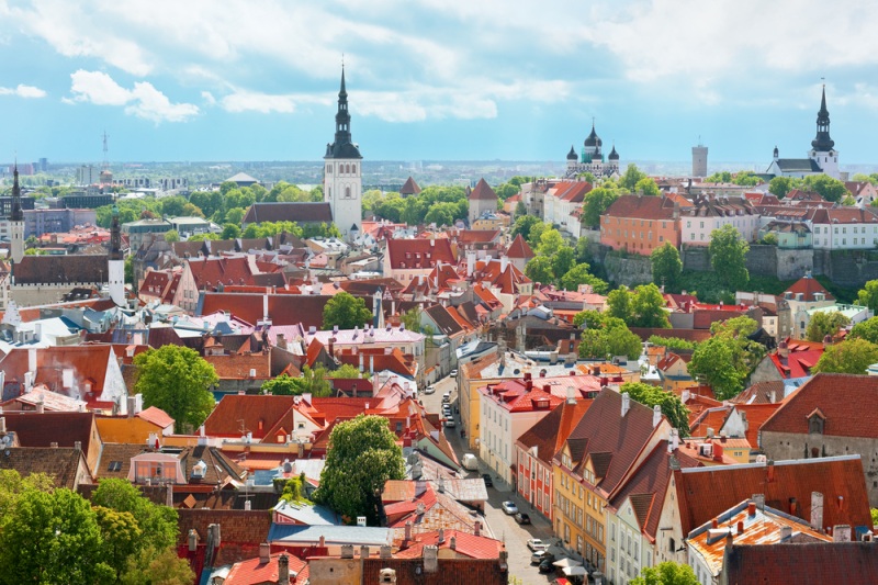 Tallinn-Estonia-Old-Town-Imigo